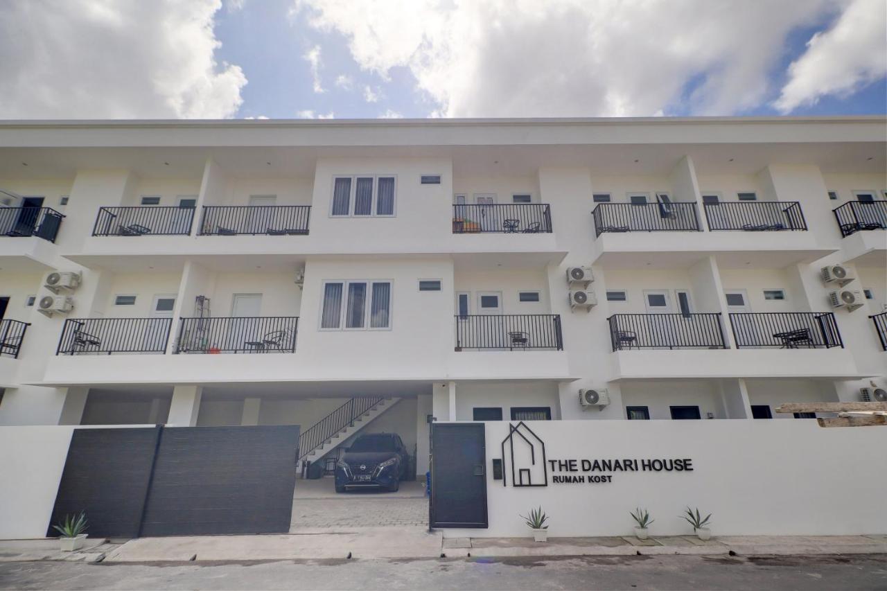 塞米亚克 Oyo Life 92854 The Danari House酒店 外观 照片
